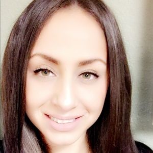 Meet your Posher, Priscilla